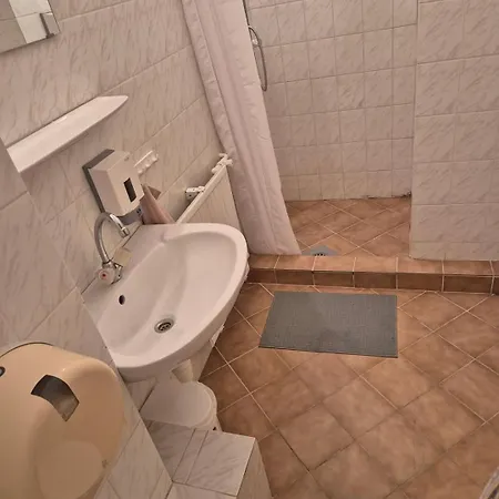 Parti Apartment *