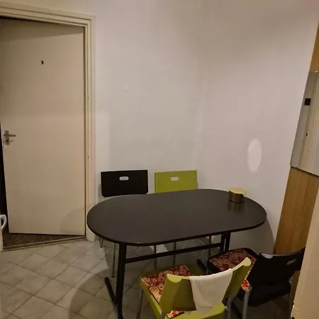 Parti Apartment